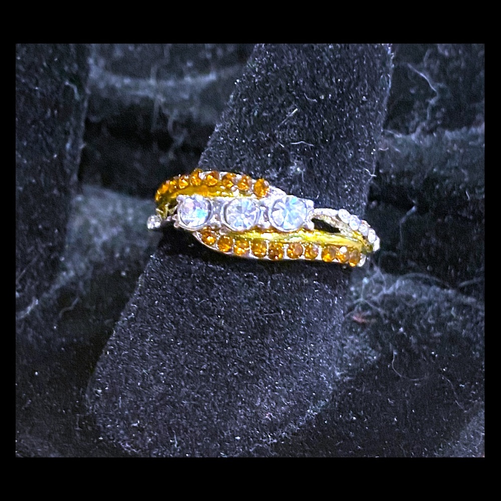 Amber colored CZ crystal fashion ring